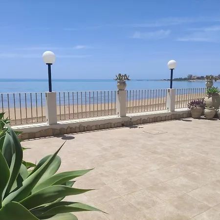 Punta Piccola Sul Mare Hébergement de vacances *