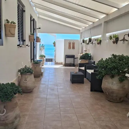 Punta Piccola Sul Mare