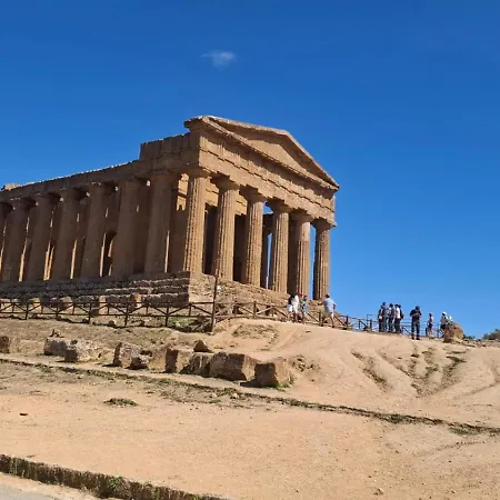 Punta Piccola Sul Mare Porto Empedocle