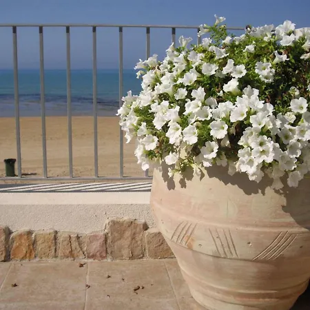 Punta Piccola Sul Mare